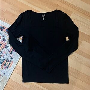 GAP Square Neck Long Sleeve Shirt